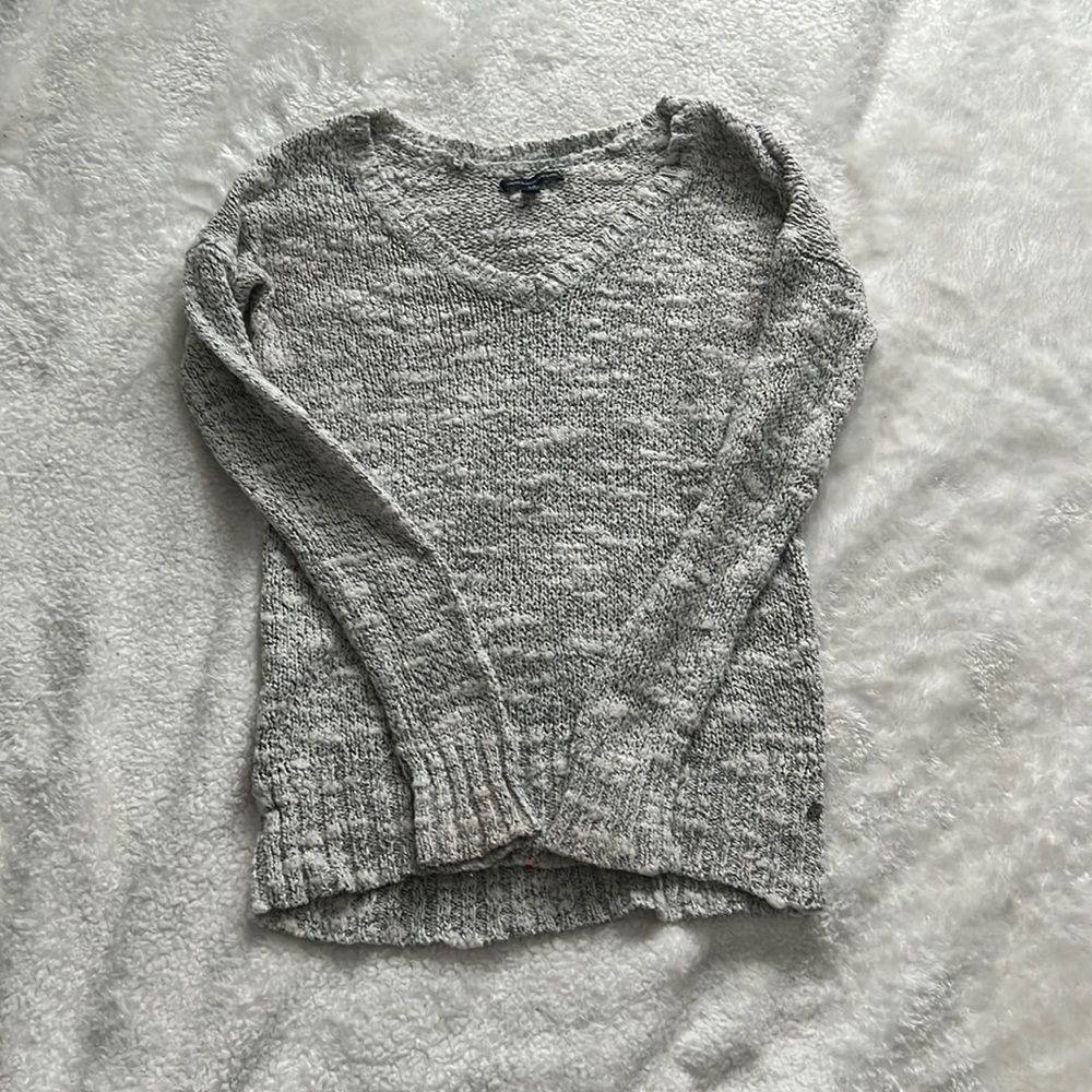 American Eagle Size Small Sparkly Grey Sweater